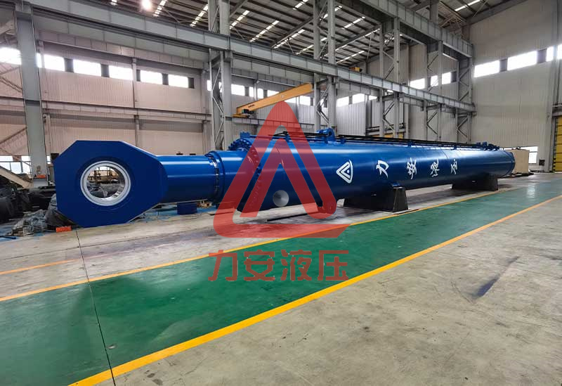 Offshore ship cylinder